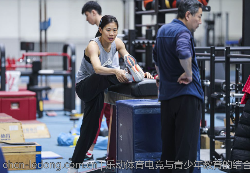 乐动体育电竞与青少年教育的结合